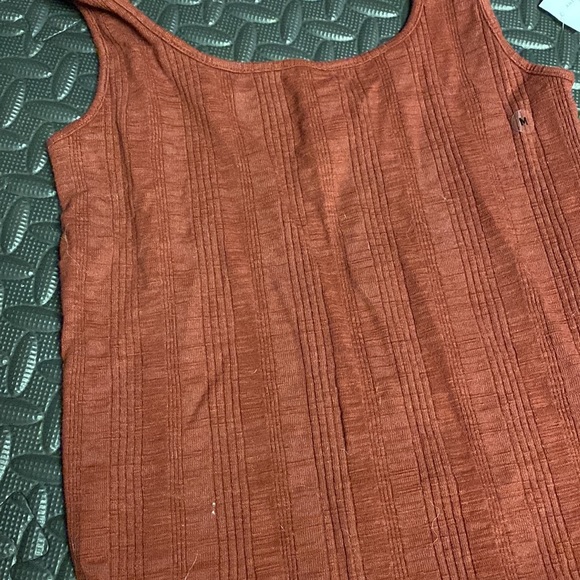 NWT American Eagle Cropped Ribbed Tank size M - Picture 2 of 5